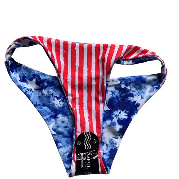 Zaful American Flag Bikini Set Size 4 - Picture 4 of 11